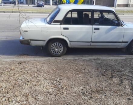 Белый ВАЗ 2107, объемом двигателя 1.5 л и пробегом 200 тыс. км за 683 $, фото 1 на Automoto.ua