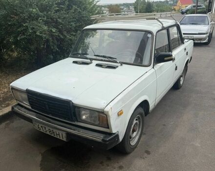 Белый ВАЗ 2107, объемом двигателя 0 л и пробегом 350 тыс. км за 700 $, фото 1 на Automoto.ua