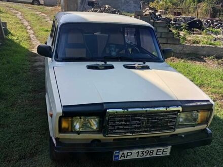 Белый ВАЗ 2107, объемом двигателя 1.5 л и пробегом 260 тыс. км за 1200 $, фото 1 на Automoto.ua