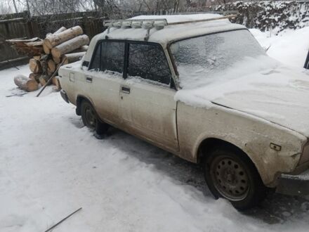 Білий ВАЗ 2107, об'ємом двигуна 1 л та пробігом 999 тис. км за 187 $, фото 1 на Automoto.ua