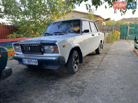 Белый ВАЗ 2107, объемом двигателя 1.5 л и пробегом 300 тыс. км за 1600 $, фото 1 на Automoto.ua