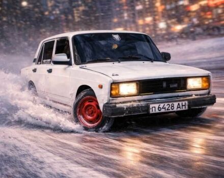 Білий ВАЗ 2107, об'ємом двигуна 1.5 л та пробігом 185 тис. км за 406 $, фото 1 на Automoto.ua