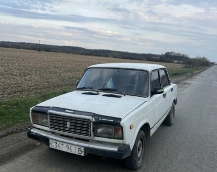 Белый ВАЗ 2107, объемом двигателя 1.5 л и пробегом 180 тыс. км за 500 $, фото 1 на Automoto.ua