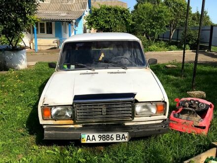 Білий ВАЗ 2107, об'ємом двигуна 1.6 л та пробігом 111 тис. км за 600 $, фото 1 на Automoto.ua
