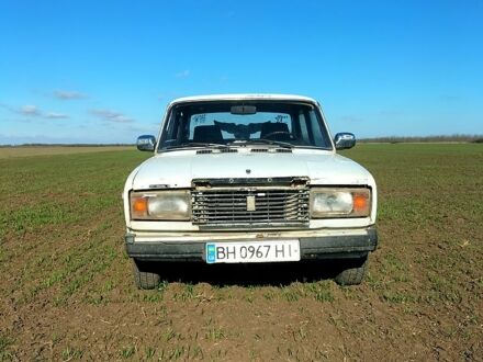 Белый ВАЗ 2107, объемом двигателя 1.5 л и пробегом 0 тыс. км за 500 $, фото 1 на Automoto.ua