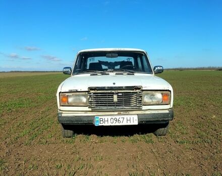 Белый ВАЗ 2107, объемом двигателя 1.5 л и пробегом 0 тыс. км за 500 $, фото 1 на Automoto.ua