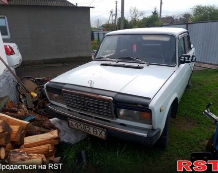 Белый ВАЗ 2107, объемом двигателя 1.5 л и пробегом 1 тыс. км за 699 $, фото 1 на Automoto.ua