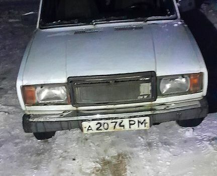 Белый ВАЗ 2107, объемом двигателя 1.5 л и пробегом 0 тыс. км за 600 $, фото 1 на Automoto.ua