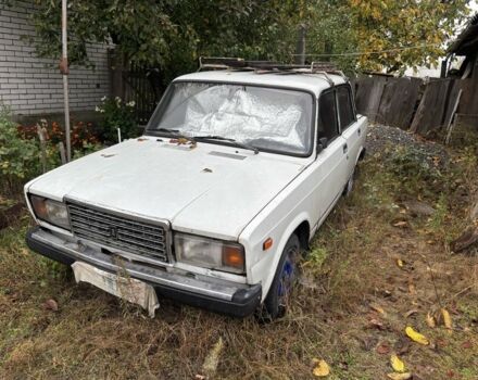 Білий ВАЗ 2107, об'ємом двигуна 1.5 л та пробігом 200 тис. км за 999 $, фото 1 на Automoto.ua