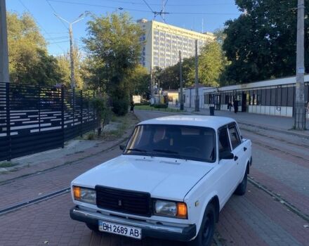 Белый ВАЗ 2107, объемом двигателя 1.5 л и пробегом 80 тыс. км за 651 $, фото 1 на Automoto.ua