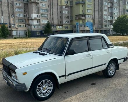 Белый ВАЗ 2107, объемом двигателя 1.3 л и пробегом 150 тыс. км за 1500 $, фото 1 на Automoto.ua