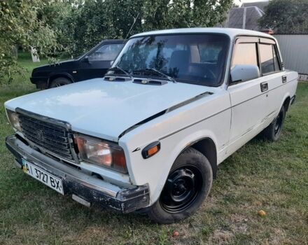 Белый ВАЗ 2107, объемом двигателя 1.5 л и пробегом 83 тыс. км за 392 $, фото 1 на Automoto.ua