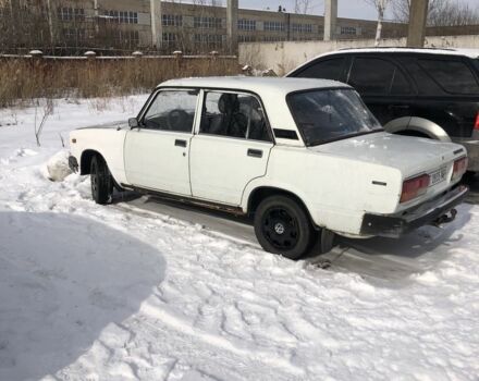 Белый ВАЗ 2107, объемом двигателя 1.3 л и пробегом 100 тыс. км за 350 $, фото 1 на Automoto.ua