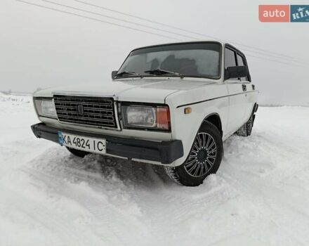 Белый ВАЗ 2107, объемом двигателя 1.45 л и пробегом 120 тыс. км за 1200 $, фото 1 на Automoto.ua