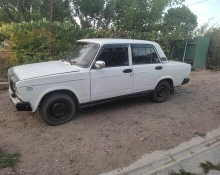 Білий ВАЗ 2107, об'ємом двигуна 0 л та пробігом 999 тис. км за 600 $, фото 1 на Automoto.ua