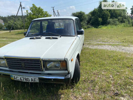ВАЗ 2107 1992 в Луцке на Automoto.ua Белый ВАЗ 2107, объемом двигателя 0 л и пробегом 158 тыс. км за 577 $, фото 1 на Automoto.ua