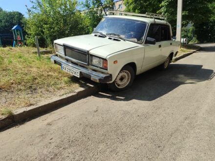 Белый ВАЗ 2107, объемом двигателя 1.3 л и пробегом 777 тыс. км за 1014 $, фото 1 на Automoto.ua