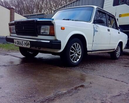 Белый ВАЗ 2107, объемом двигателя 1.3 л и пробегом 158 тыс. км за 950 $, фото 1 на Automoto.ua