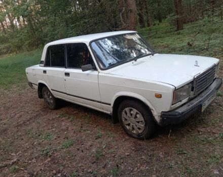 Білий ВАЗ 2107, об'ємом двигуна 1.5 л та пробігом 1 тис. км за 400 $, фото 1 на Automoto.ua