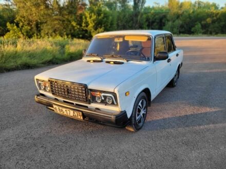 Білий ВАЗ 2107, об'ємом двигуна 1.5 л та пробігом 250 тис. км за 695 $, фото 1 на Automoto.ua