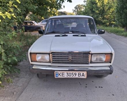 Белый ВАЗ 2107, объемом двигателя 1.5 л и пробегом 80 тыс. км за 1250 $, фото 1 на Automoto.ua