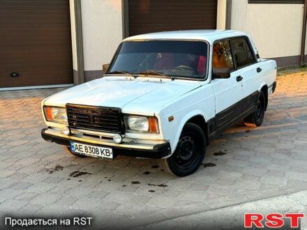 Белый ВАЗ 2107, объемом двигателя 1.5 л и пробегом 0 тыс. км за 675 $, фото 1 на Automoto.ua