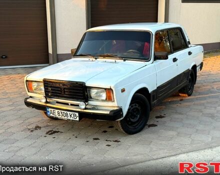Белый ВАЗ 2107, объемом двигателя 1.5 л и пробегом 0 тыс. км за 675 $, фото 1 на Automoto.ua