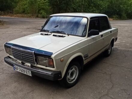 Белый ВАЗ 2107, объемом двигателя 1.6 л и пробегом 113 тыс. км за 1200 $, фото 1 на Automoto.ua