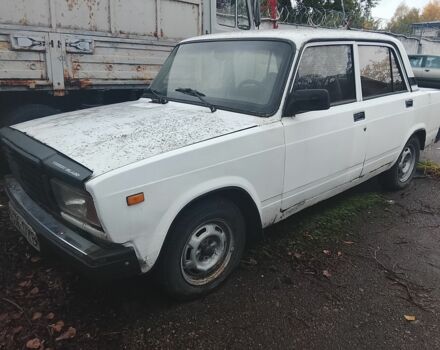 Белый ВАЗ 2107, объемом двигателя 1.5 л и пробегом 100 тыс. км за 780 $, фото 1 на Automoto.ua
