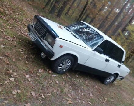 ВАЗ 2107 1994 в Ровно на Automoto.ua Белый ВАЗ 2107, объемом двигателя 1.6 л и пробегом 165 тыс. км за 900 $, фото 1 на Automoto.ua