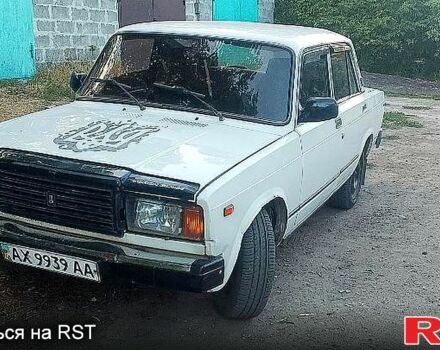 Белый ВАЗ 2107, объемом двигателя 1.5 л и пробегом 50 тыс. км за 700 $, фото 1 на Automoto.ua