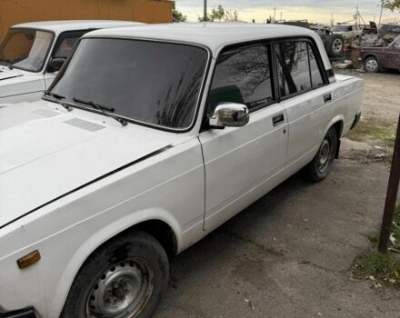 Белый ВАЗ 2107, объемом двигателя 0 л и пробегом 200 тыс. км за 600 $, фото 1 на Automoto.ua