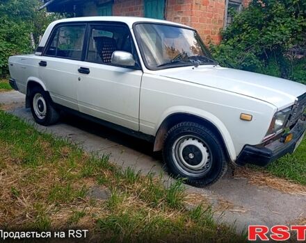 Белый ВАЗ 2107, объемом двигателя 1.5 л и пробегом 0 тыс. км за 640 $, фото 1 на Automoto.ua