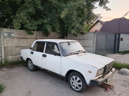 ВАЗ 2107 1994 в Мерефа на Automoto.ua Белый ВАЗ 2107, объемом двигателя 1.5 л и пробегом 134 тыс. км за 450 $, фото 1 на Automoto.ua