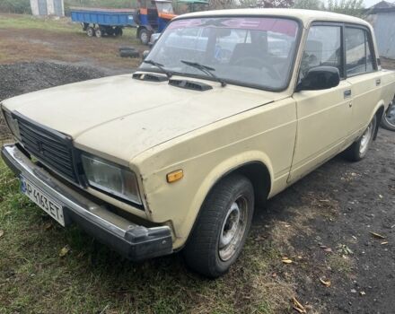 ВАЗ 2107 1995 в Синельниковом на Automoto.ua Белый ВАЗ 2107, объемом двигателя 1.5 л и пробегом 200 тыс. км за 571 $, фото 1 на Automoto.ua