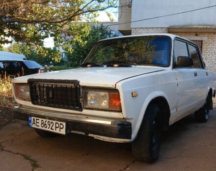 Белый ВАЗ 2107, объемом двигателя 1.5 л и пробегом 200 тыс. км за 850 $, фото 1 на Automoto.ua