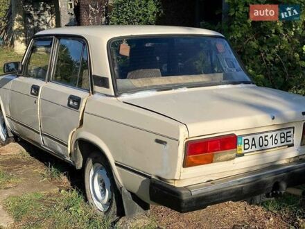 Білий ВАЗ 2107, об'ємом двигуна 1.5 л та пробігом 300 тис. км за 413 $, фото 1 на Automoto.ua
