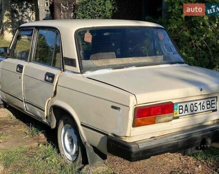 Білий ВАЗ 2107, об'ємом двигуна 1.5 л та пробігом 300 тис. км за 413 $, фото 1 на Automoto.ua