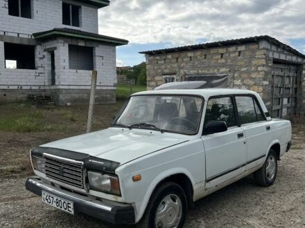 ВАЗ 2107 1995 у Одесі на Automoto.ua Білий ВАЗ 2107, об'ємом двигуна 1.3 л та пробігом 100 тис. км за 650 $, фото 1 на Automoto.ua