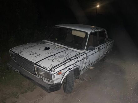 Білий ВАЗ 2107, об'ємом двигуна 1.5 л та пробігом 50 тис. км за 395 $, фото 1 на Automoto.ua