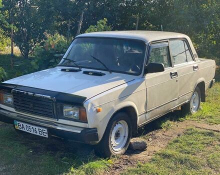 Білий ВАЗ 2107, об'ємом двигуна 1.5 л та пробігом 300 тис. км за 413 $, фото 1 на Automoto.ua