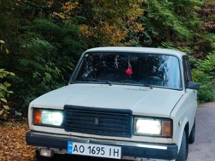 Белый ВАЗ 2107, объемом двигателя 1.5 л и пробегом 50 тыс. км за 355 $, фото 1 на Automoto.ua