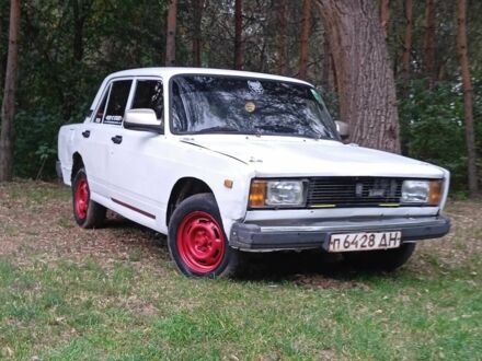 Белый ВАЗ 2107, объемом двигателя 1.5 л и пробегом 89 тыс. км за 443 $, фото 1 на Automoto.ua