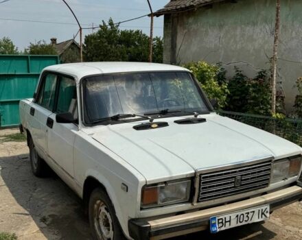 Белый ВАЗ 2107, объемом двигателя 1.5 л и пробегом 258 тыс. км за 400 $, фото 1 на Automoto.ua