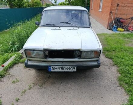 Белый ВАЗ 2107, объемом двигателя 0 л и пробегом 50 тыс. км за 674 $, фото 1 на Automoto.ua