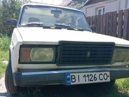 ВАЗ 2107 1995 в Полтаве на Automoto.ua Белый ВАЗ 2107, объемом двигателя 1.5 л и пробегом 95 тыс. км за 500 $, фото 1 на Automoto.ua