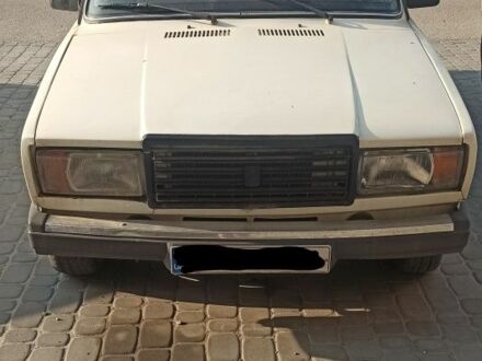 Білий ВАЗ 2107, об'ємом двигуна 0 л та пробігом 100 тис. км за 608 $, фото 1 на Automoto.ua