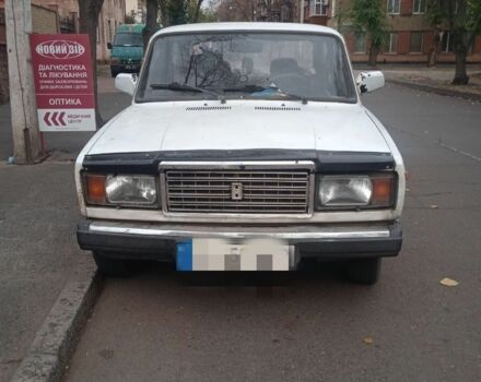 Белый ВАЗ 2107, объемом двигателя 0 л и пробегом 300 тыс. км за 580 $, фото 1 на Automoto.ua