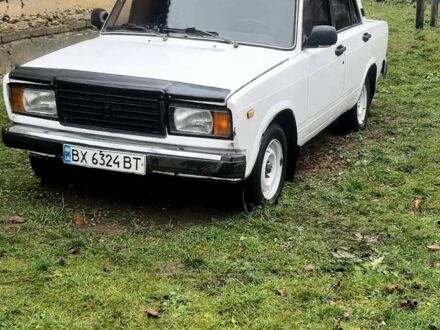 Белый ВАЗ 2107, объемом двигателя 1.5 л и пробегом 105 тыс. км за 600 $, фото 1 на Automoto.ua