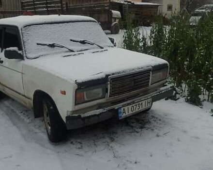 Белый ВАЗ 2107, объемом двигателя 1.5 л и пробегом 100 тыс. км за 427 $, фото 1 на Automoto.ua